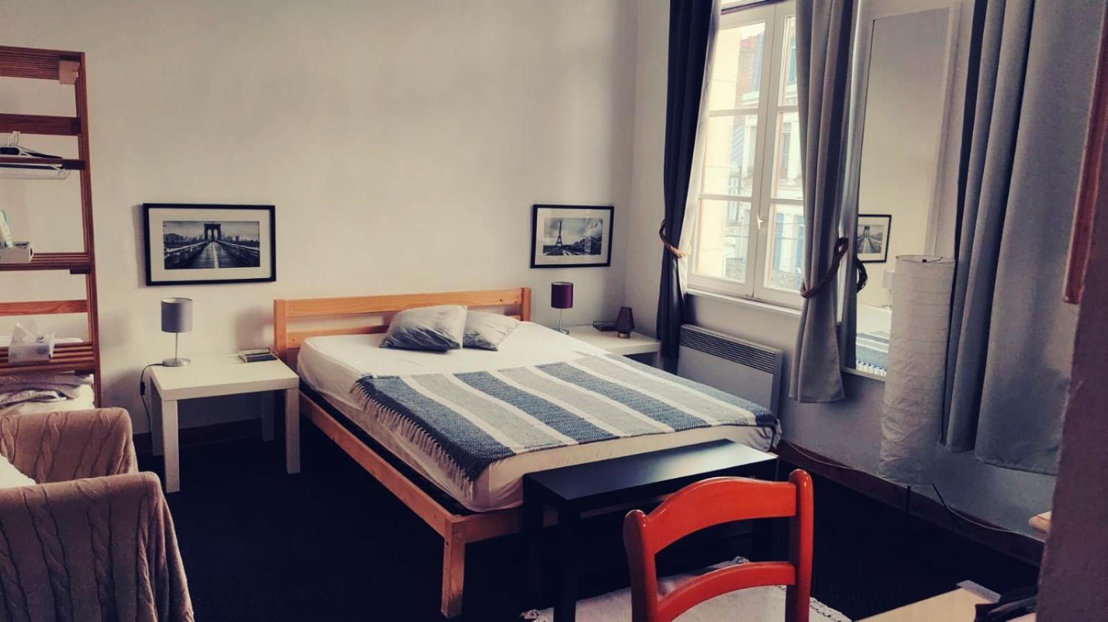 Appartement Spacieux ドゥエー エクステリア 写真